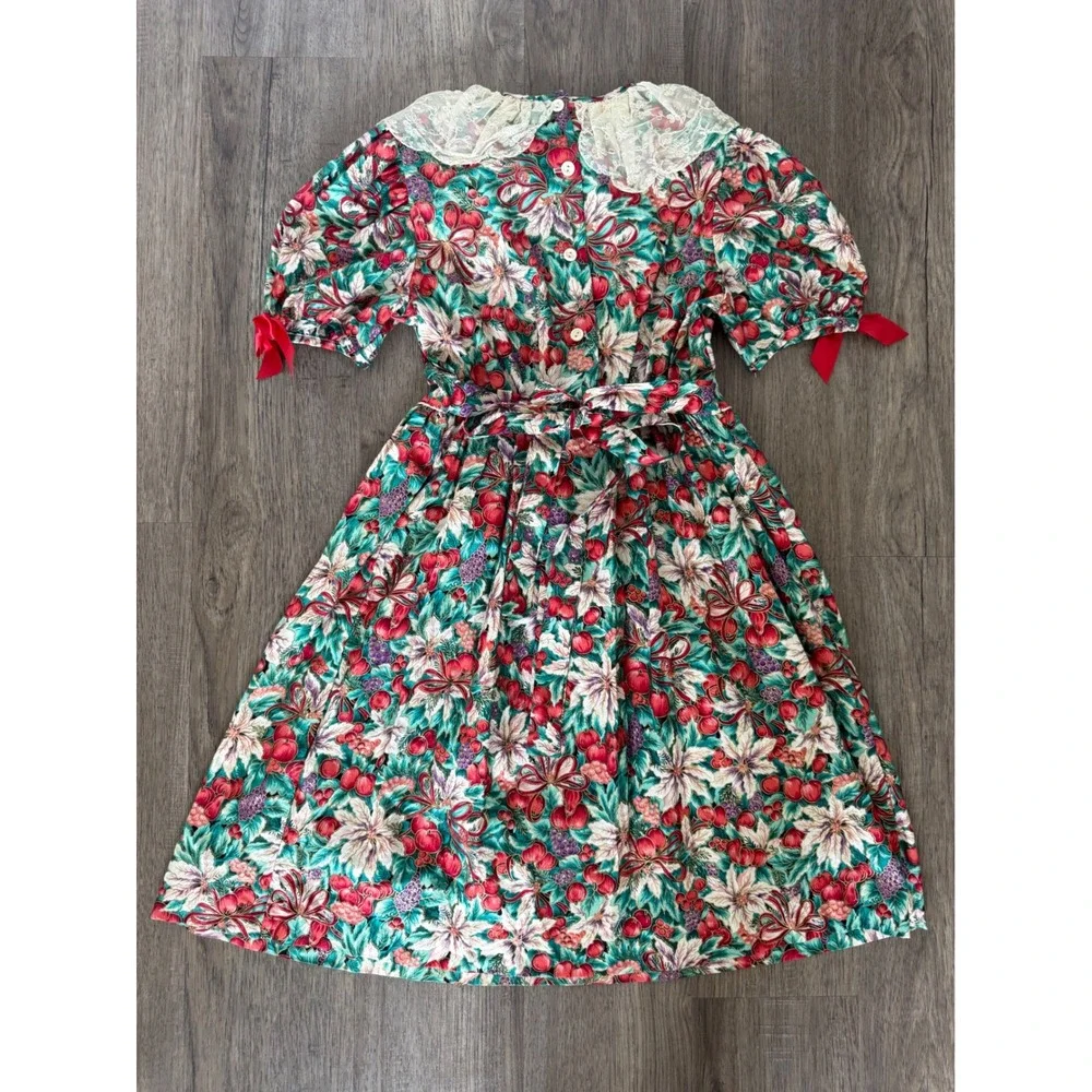 Vintage Carrousel Girls Size 10 Christmas Dress Made USA Lace Collar Cottagecore